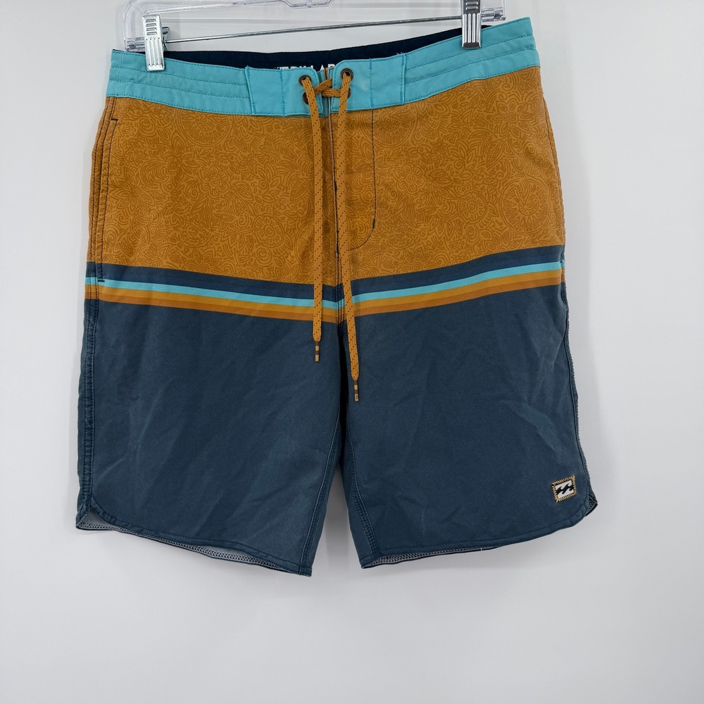Billabong Lo Tides Fifty50 Board Shorts Mens 30 Blue Yellow Paisley Swim Trunks